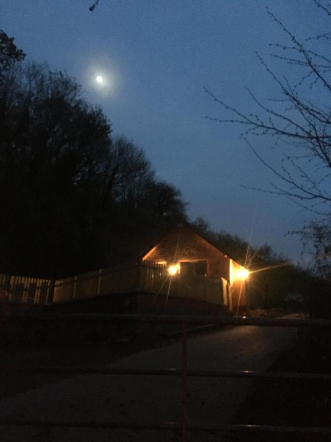 Barn In Somerset Romantic Hideaway Nettlecombe  外观 照片